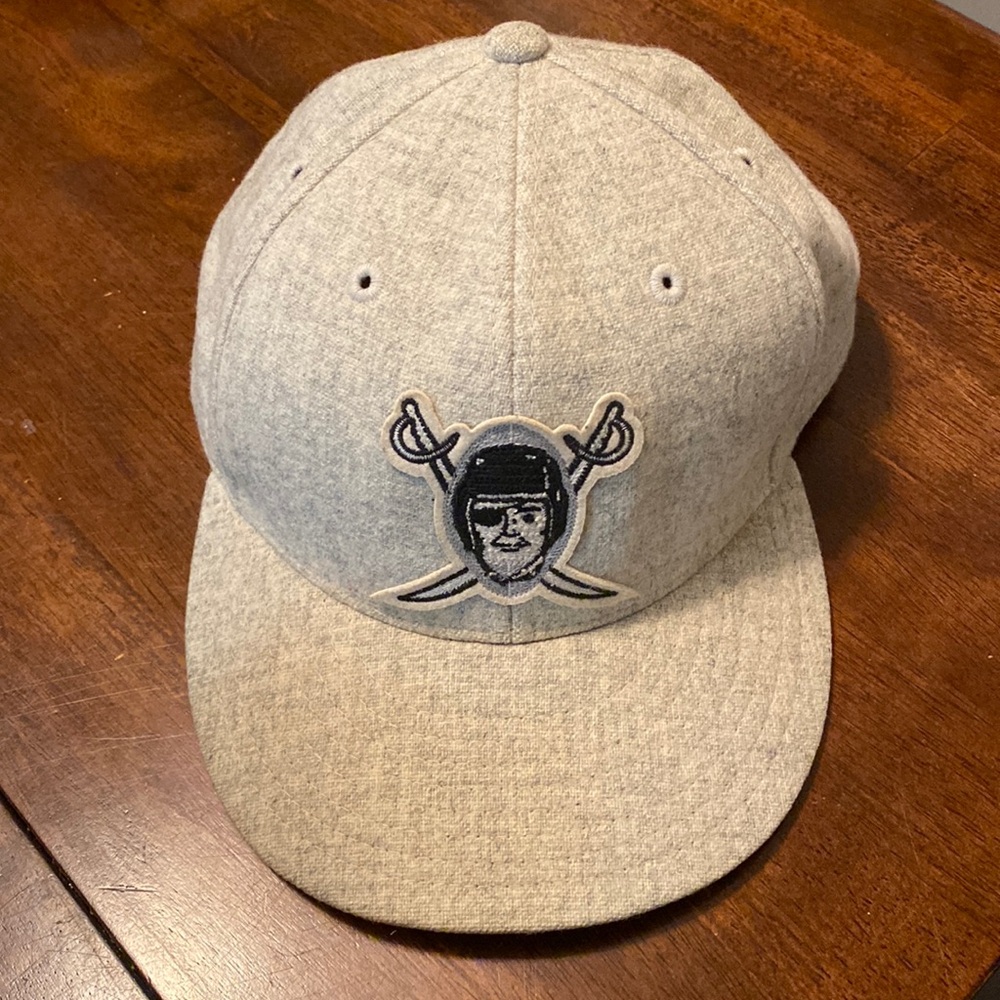 NFL vintage collection wool Raiders hat